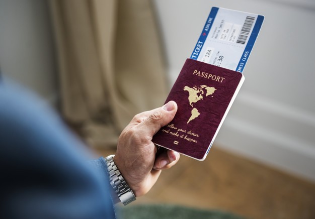 كيف يمكنك تغيير اسمك في جواز السفر و الحصول على نسخة طبق الأصل منه في كندا